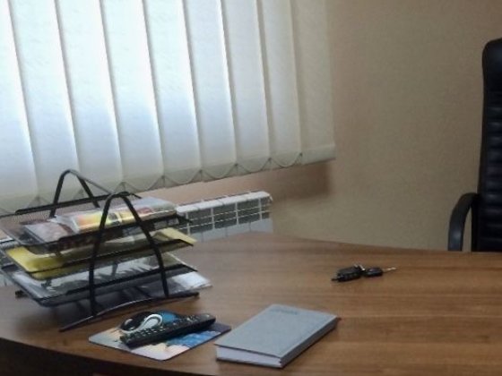 Продам класний офіс 190 м2, 7 кабінетів і 5 соток землі Черкаси