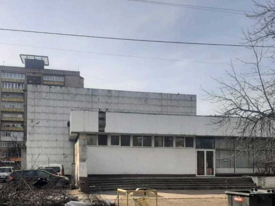 Нежитлова будівля з прибудовами, площею 1111,4 кв.м м.Черкаси Черкаси