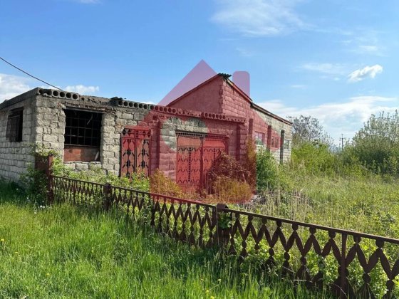 Продаж землі комерційного приміщення. Ужгород