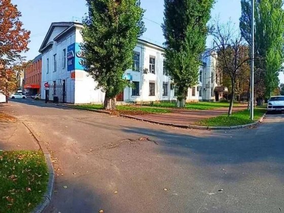 Центр.Будівля 1930м2+земля 0,5га під забудову ЖК(з містобудами).Фасад Ужгород