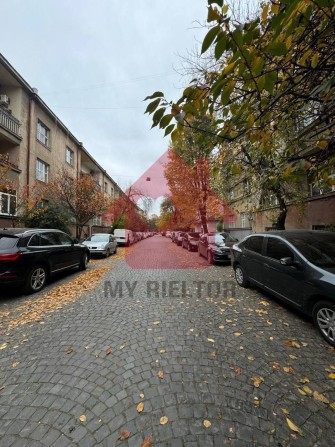 Продаж комерційного приміщення Набережна Незалежності - фото 1
