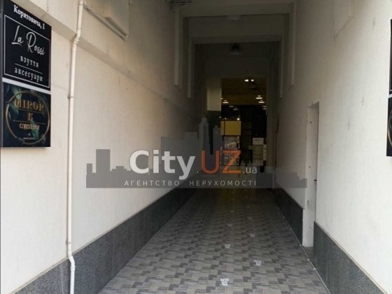Продається комерційне приміщення в центрі міста Ужгород