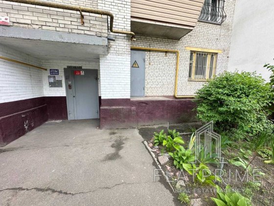 Без% КОМЕРЦІЙНЕ ПРИМІЩЕННЯ для ведення бізнесу 31.9м2 в Бортничах Киев