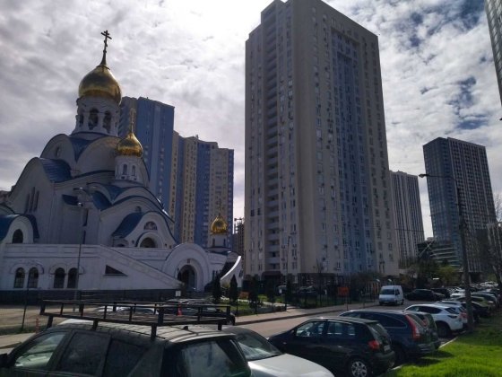 ПРОДАМ нежитл.приміщ. S= 64,9 м2, 1й  поверх. Глушкова пр-т, 9-Г Київ