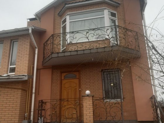 Продам  приватний будинок в центрі  Вінниці Винница