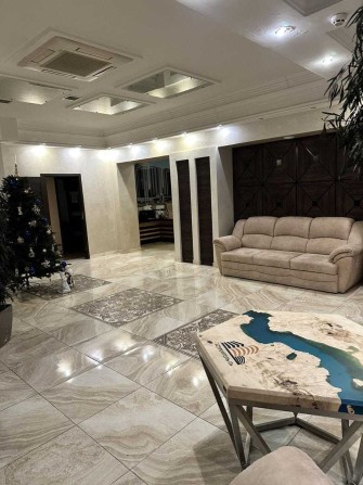 Продается коммерческое помещение в ЖК Панорама - фото 1