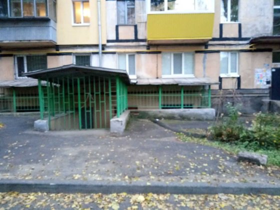 Продаж 300 кв.м пр. О.Поля, 102А м.Дніпро Дніпро