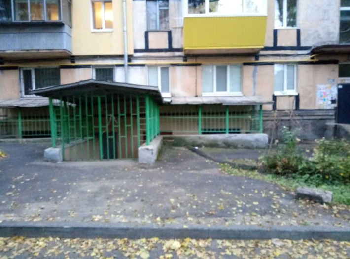 Продаж 300 кв.м пр. О.Поля, 102А м.Дніпро - фото 1