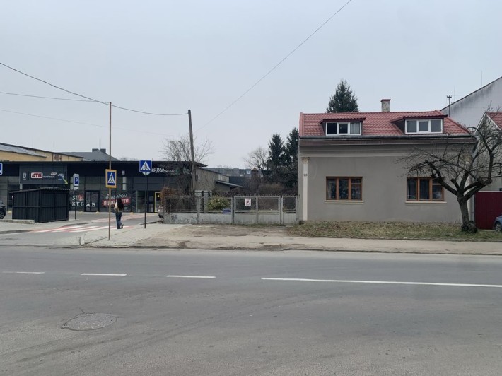 Продаж ділянки 20 сотин біля АТБ під будів(з будинком) вул.Другетів - фото 1