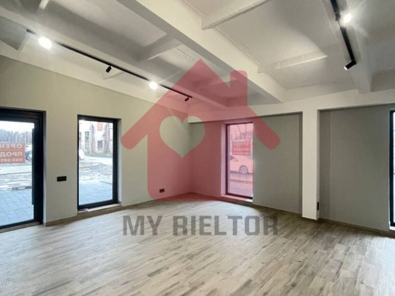 Продаж та оренда приміщення по вул.Радіщева. Ужгород