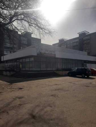 Фасадна будівля 1111,4 м2, 0.2 га, Черкаси, Смілянська 113/1 - фото 1