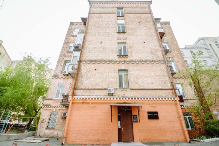 Без % Продаж приміщення  Саксаганского 125 / Симона Петлюри Вокзальна - фото 1