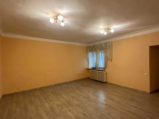 Продам нежитлове приміщення вул.Чекаленка(Пушкінська)8б Київ