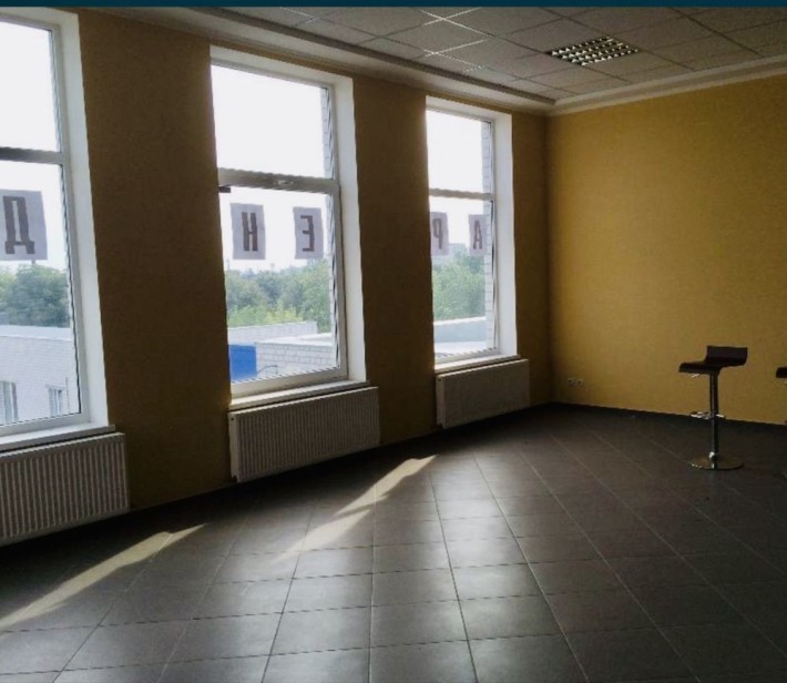 Продам офісне приміщення 365м2 торг! 2 та 3 поверхи - фото 1