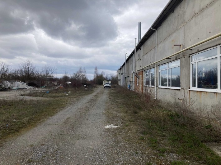 Продам виробничу базу у Вінниці | 1,4 Га, 1186 м²| Газ, світло 100 кВт - фото 1