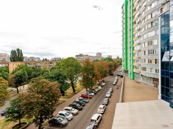 ТЕРМІНОВИЙ ПРОДАЖ! Офісне приміщення (Бізнес-Центр), Паркове Місто Київ