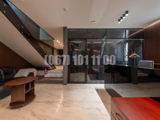 Окрема офісна будівля 565м2, Бульварно-Кудрявська, центр Киев