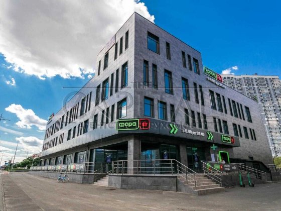 Продаж комерційного об'єкта в Дарницькому районі Київ