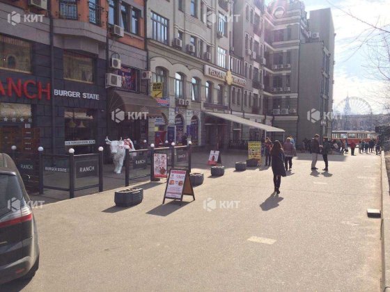 Продаж! Фасадне приміщення м. Контрактова площа 38м2 Київ