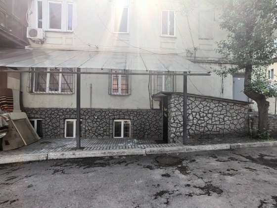 Продам помещение ул. Паторжинского 13 Дніпро