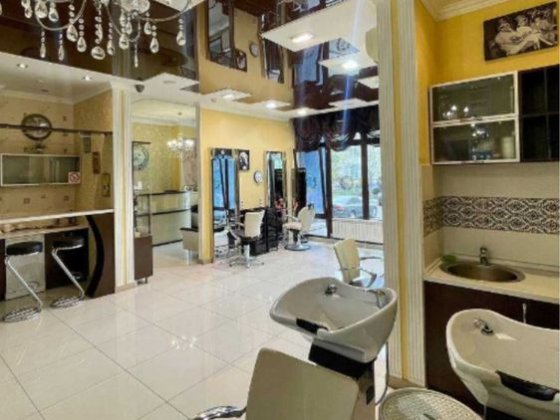 Аренда салона красоты 105м2, ул. Драгоманова, Позняки Київ