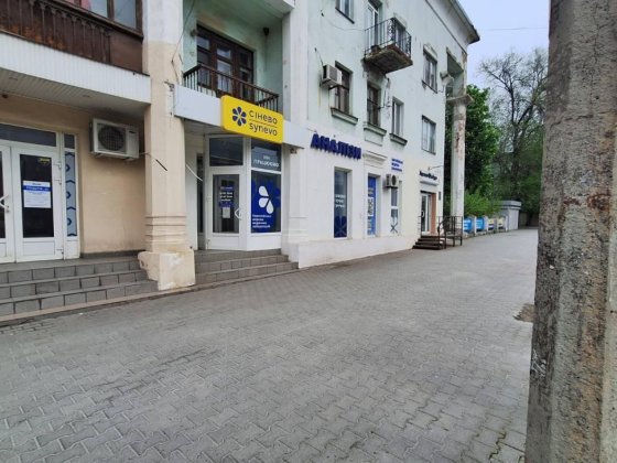 Продаж приміщення на пр. Металургів - 82 кв.м.