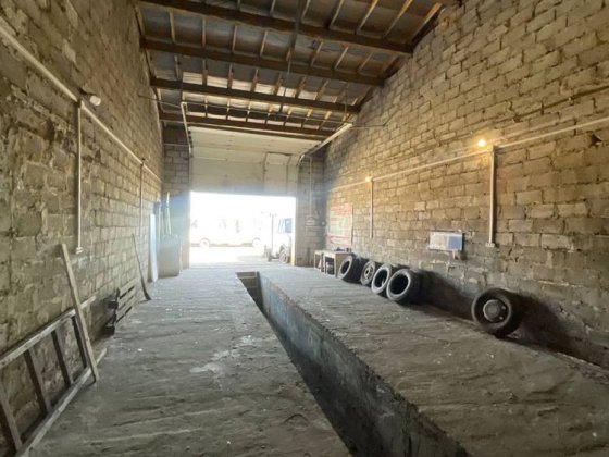 Продаж приміщення складу під СТО Житомир