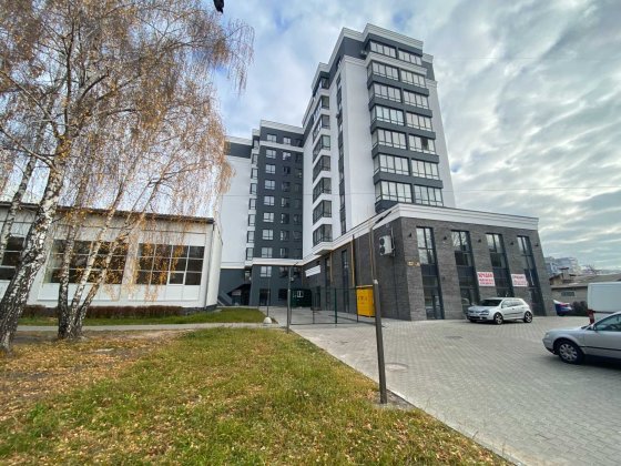 Продається нежитлове приміщення 130 м2 в центрі міста Житомир Житомир