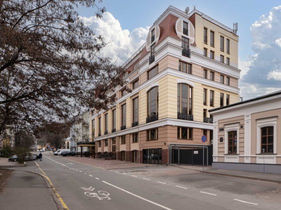 Продаж офісної будівлі (4057 кв.м.) в центрі Подола, без комісії Киев