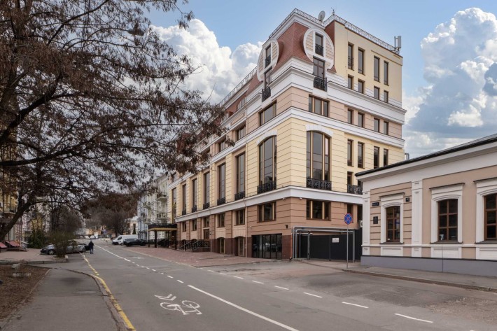 Продаж офісної будівлі (4057 кв.м.) в центрі Подола, без комісії - фото 1