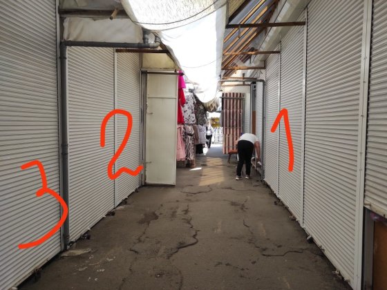 Продам 4 контейнера на речовому ряду Критого ринку Кропивницький