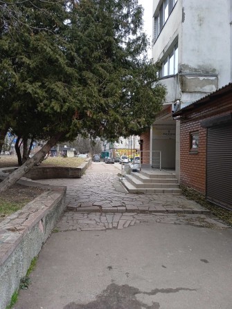 Продаж комерційного фасадного приміщення на Польовій - фото 1