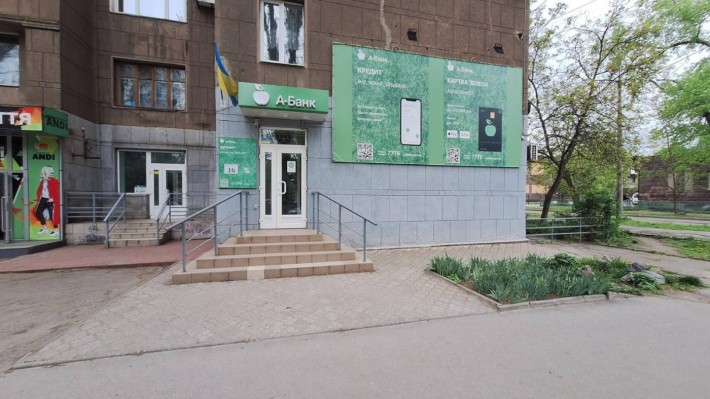 Продаж приміщення на пр. Металургів, зуп. Кірова - фото 1