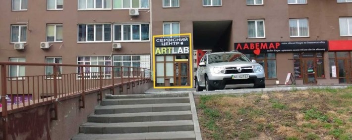 ФАСАД. Продаж приміщення вул. Ломоносова 50/2 (ЖК Ліко-Град) - фото 1