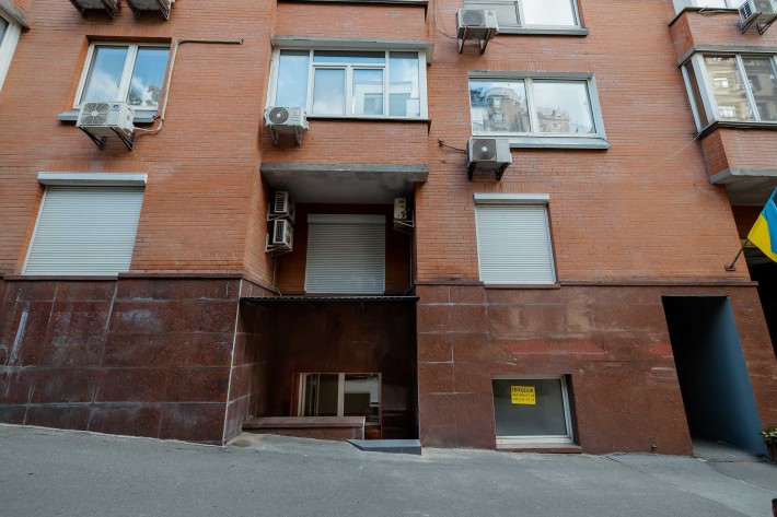 Продаж нежитлового приміщення в центральній частині міста - фото 1