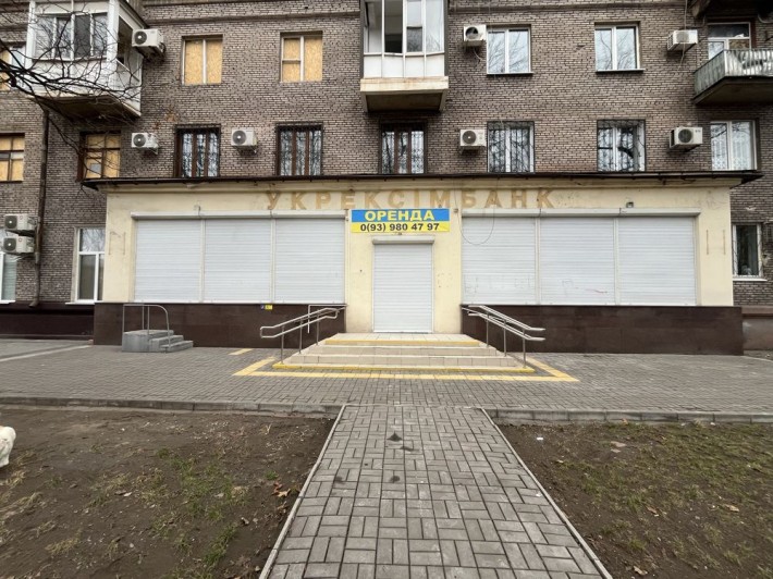 Продам нежитлове торгове приміщення пр.Маяковського, центр міста - фото 1