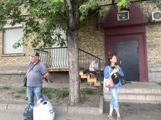 Продаю торгове приміщення в суперпрохідному місці Дарницької пл Київ