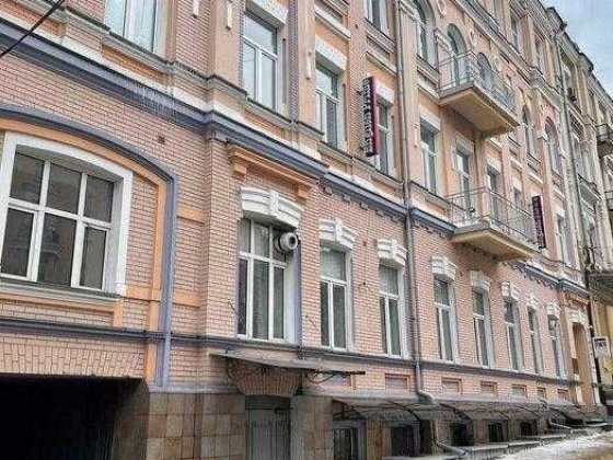 БЕЗ% ОСЗ, Центр, Льва Толстого 1681м2 Киев