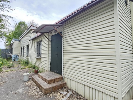 Продам отдельно стоящее помещение ( сейчас швейный цех), Макарова Дніпро