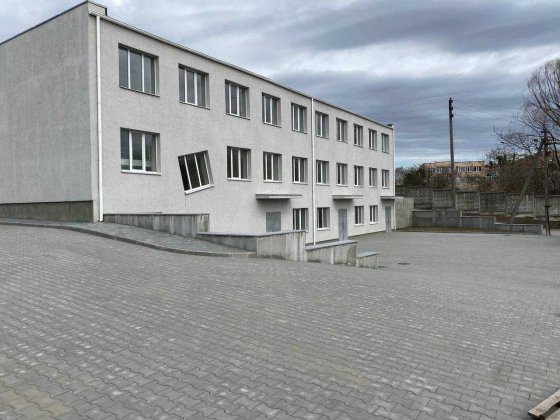 Продаж комерційного об'єкту 1310 м2. Район Крошня. Житомир