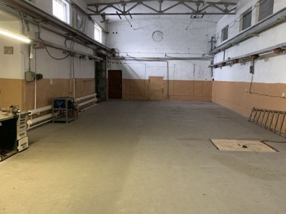 Продається виробнича будівля в центрі міста Житомир