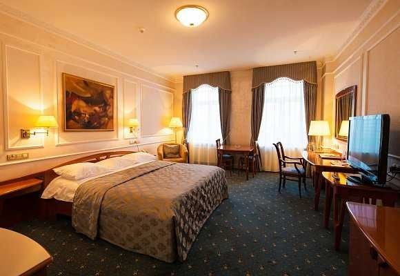 продам Готель у  центрі міста Львів - фото 1