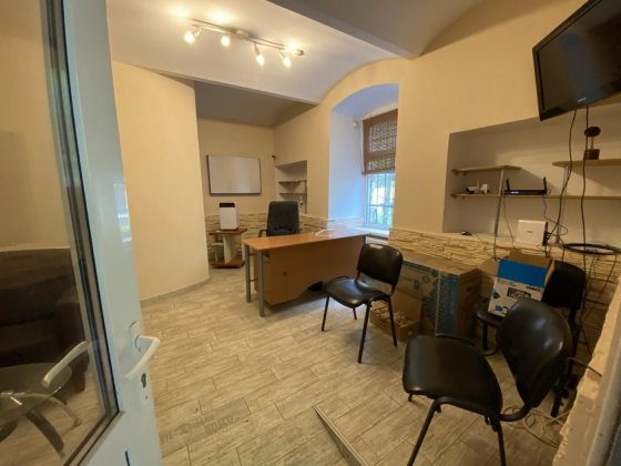 Продаж комерційного приміщення на вул. Самчука, Львів Львів