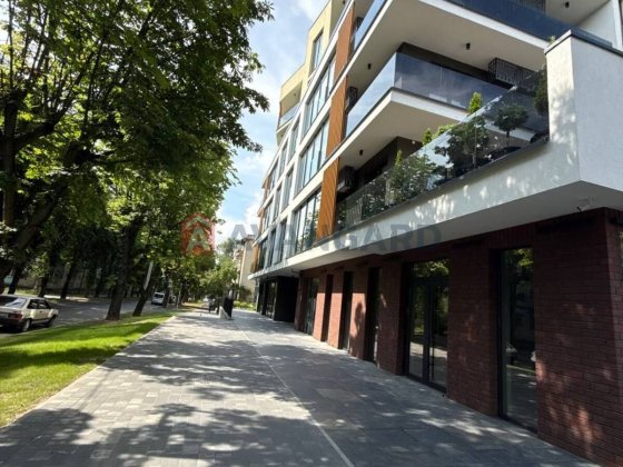 Продаж комерційного приміщення в зданій новобуд. вул. Окружна, 43 Львов