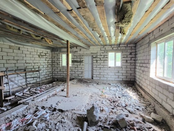 Будинок біля річки Житомир