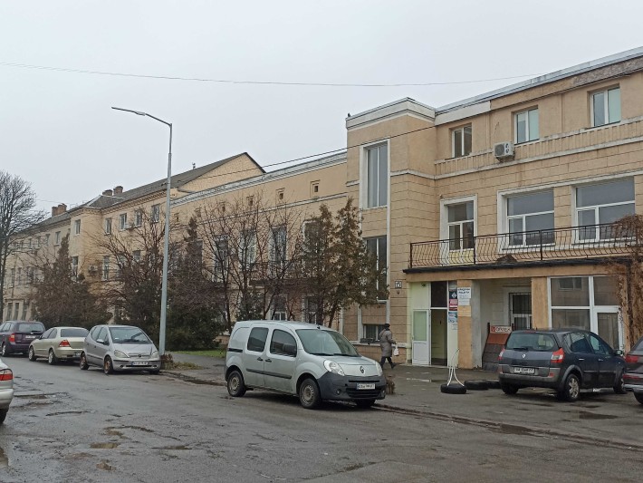 Без %Продаж окремо розташованої будівлі 4000м2, Куренівка, Подільський - фото 1