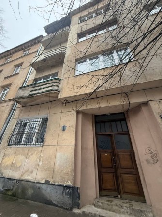 Продаж приміщення в центрі - під бізнес або житло - фото 1