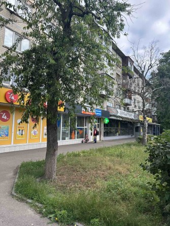 Продам фасад.приміщ з ремонтом 35,135,200,405м2 Прт Воскресенський14 - фото 1