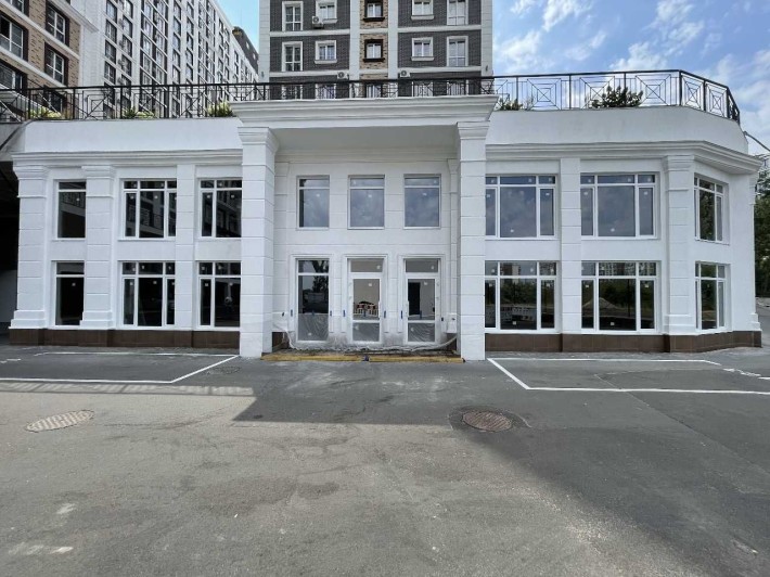 Продаж Нежитлове приміщення 590 кв.м, ЖК Новая Англія, Максимовича - фото 1