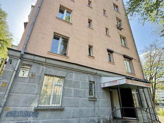 Продаж офісу окремий вхід Госпітальний провулок 1а центр Печерськ Киев